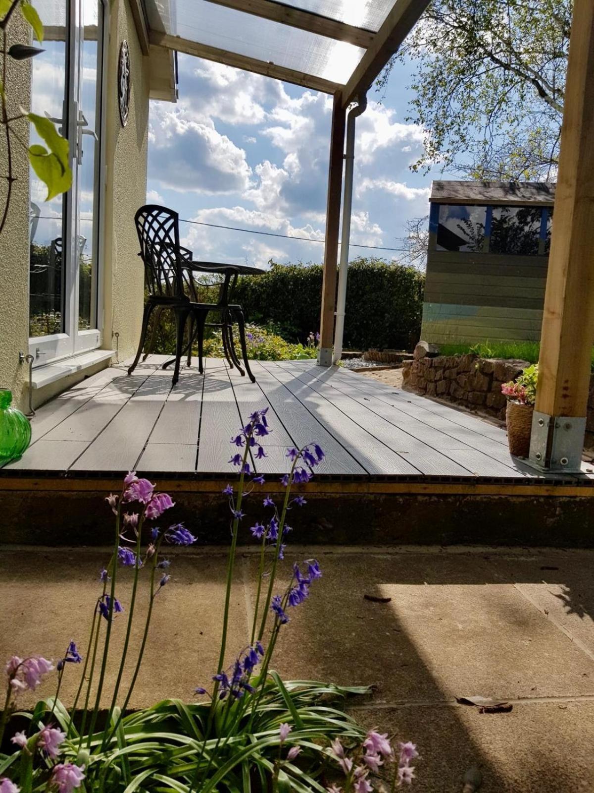 Sundial Cottage نيوتن أبوت المظهر الخارجي الصورة